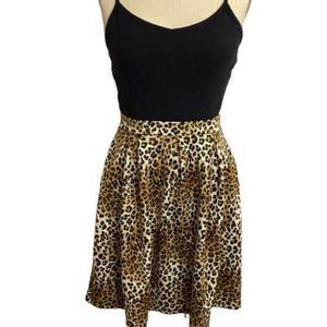 Bea Kind Leopard Wearever Skirt M
